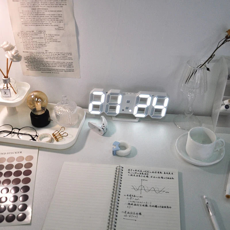 DIGITAL LED CLOCK