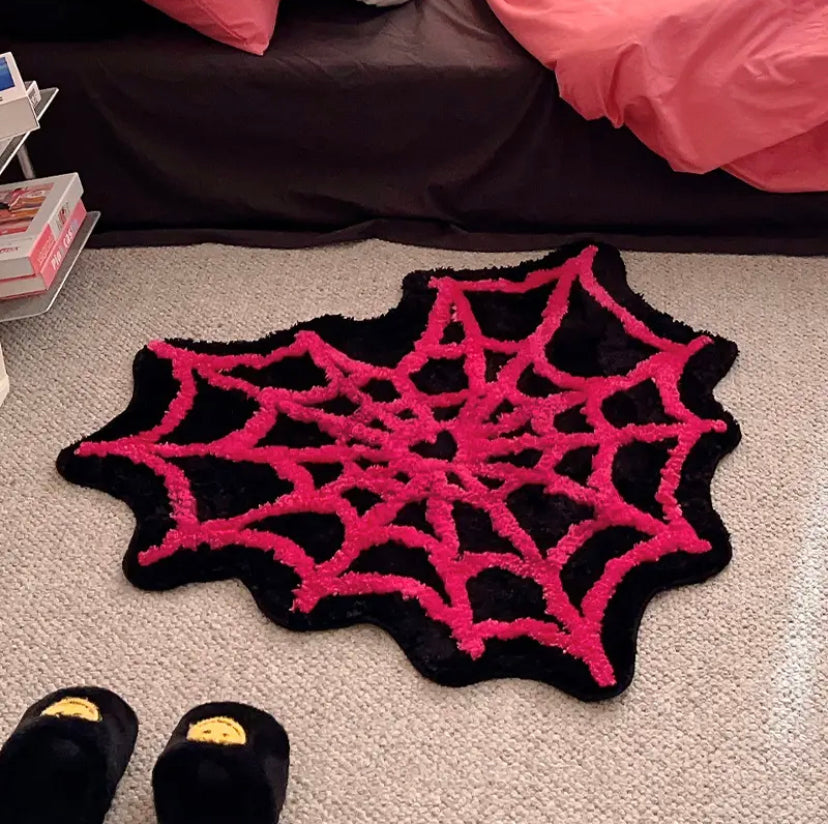 HEART SPIDER WEB RUG