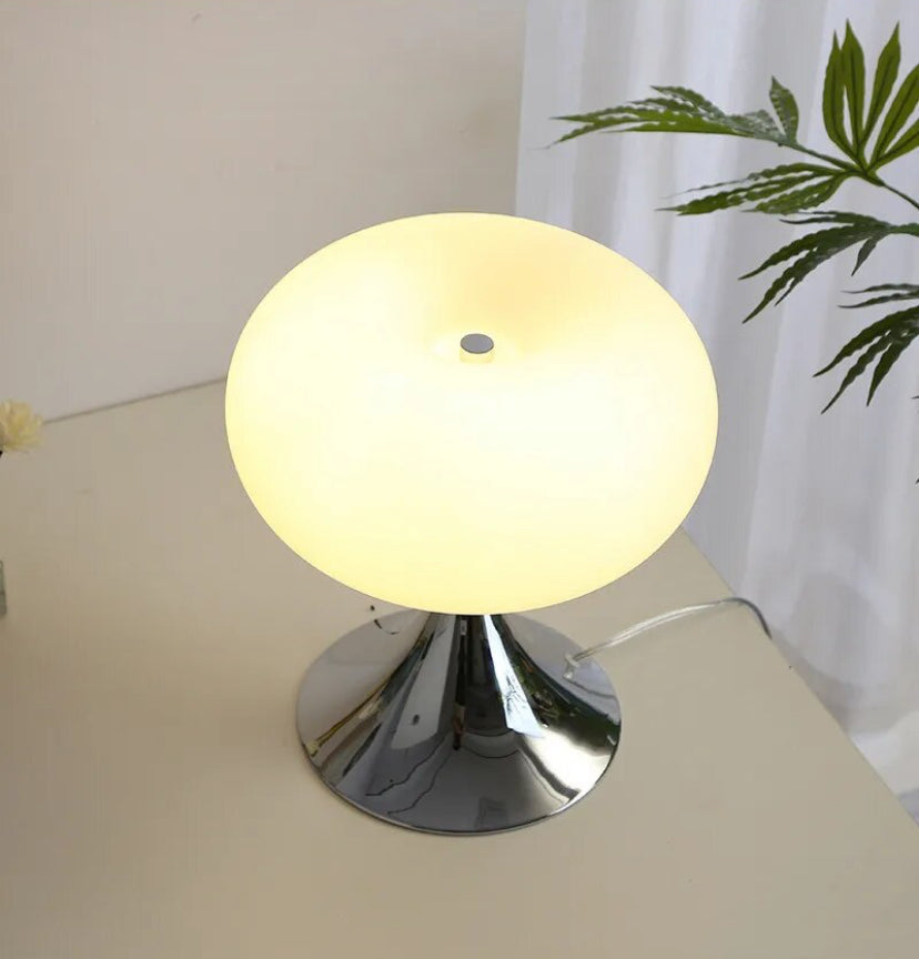 BAUHAUS WIND CIRCLE TABLE LAMP