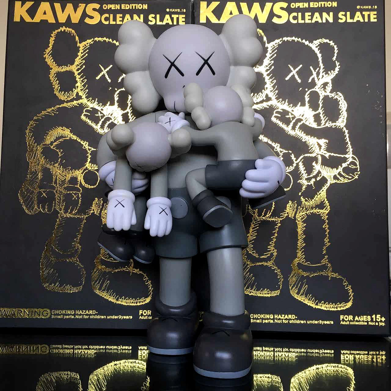 KAWS CLEAN SLATE FIGURE REPLICAS