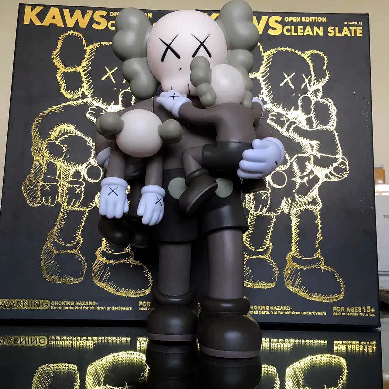 KAWS CLEAN SLATE FIGURE REPLICAS