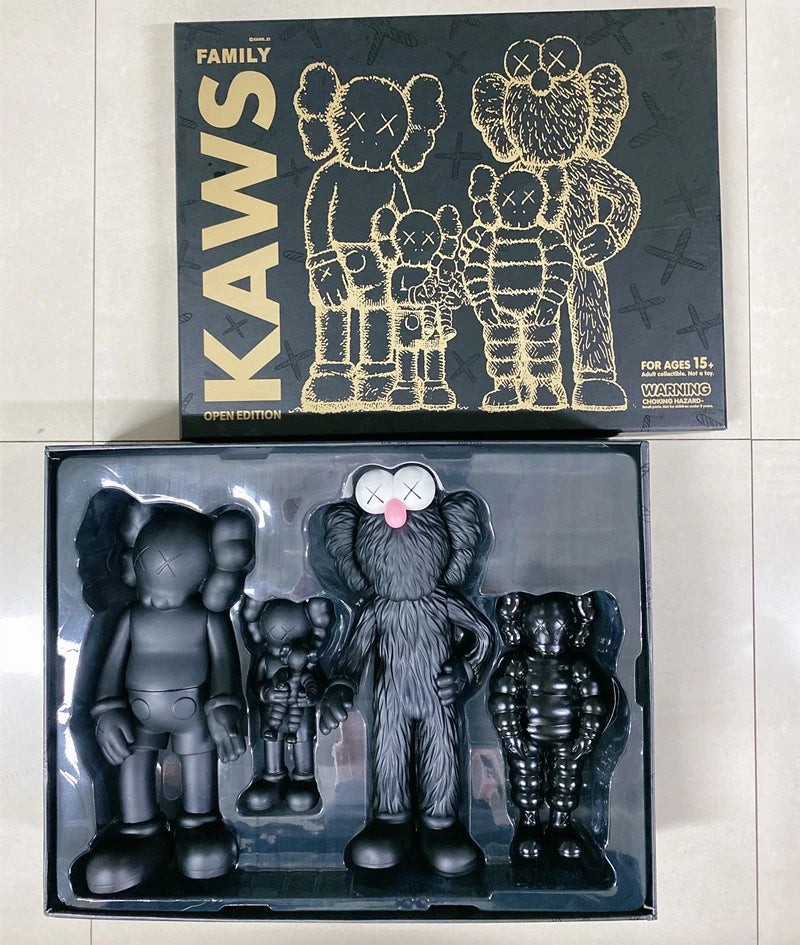 KAWS FAMILY SERIES REPLICAS