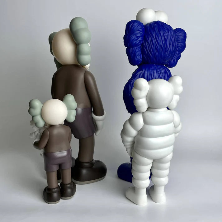 KAWS FAMILY SERIES REPLICAS