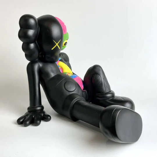 KAWS FLAYED SEATED FIGURE REPLICAS